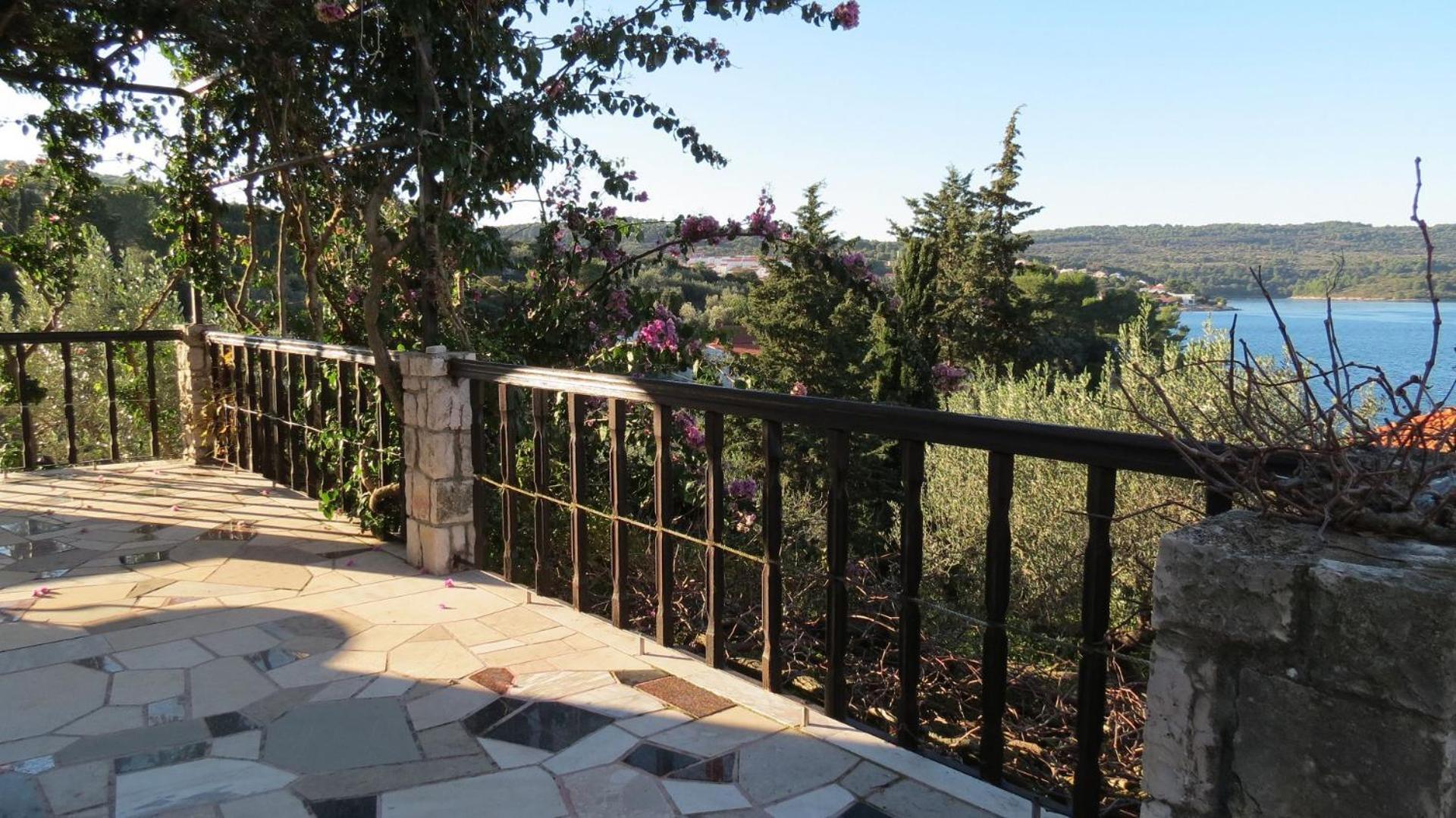 Apartments Janja - Terrace Sea View Necujam Bagian luar foto