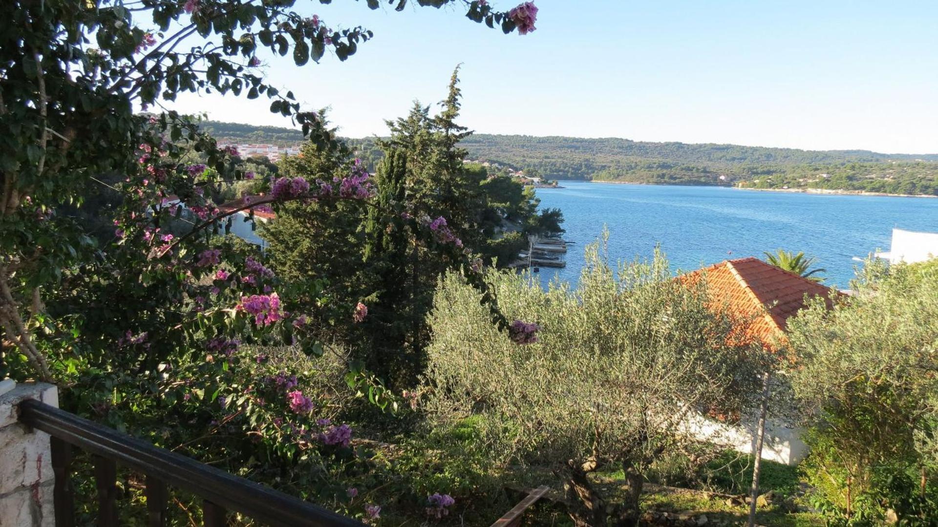 Apartments Janja - Terrace Sea View Necujam Bagian luar foto